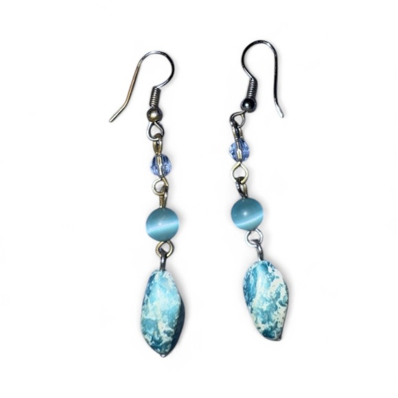 Elegant Blue and Silver Dangle Earrings - Picture 1 of 1